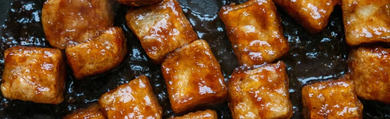 Pyszne i szybkie dania, które możesz zrobić z tofu na obiad