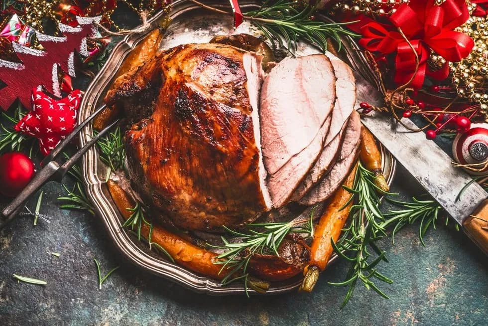 Jakie mięso na świąteczny obiad? Tradycyjne przepisy, które zachwycą