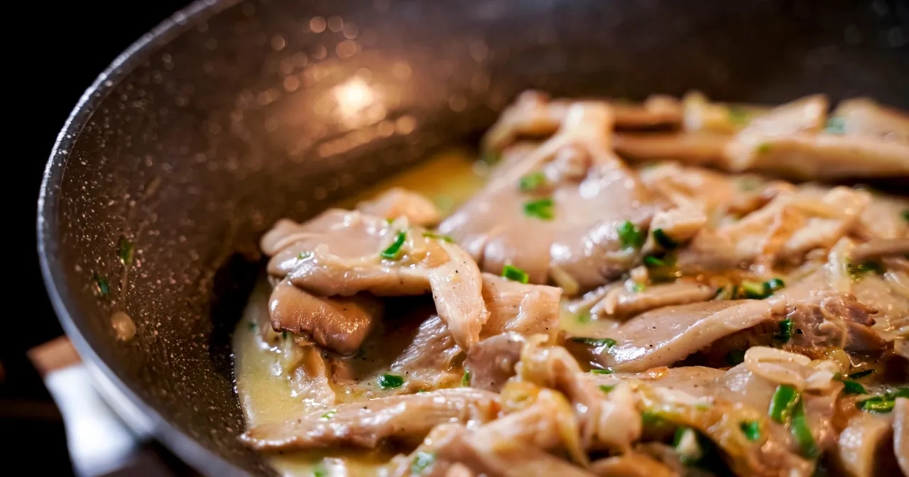 Co zrobić z boczniaka na obiad? Proste i pyszne przepisy, które zaskoczą