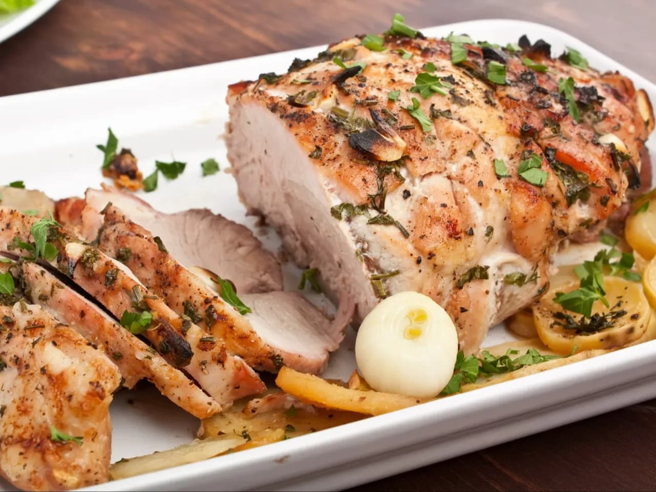 Jak zrobić schab na obiad, aby był soczysty i pełen smaku