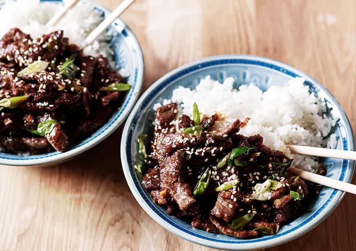 Smażona wołowina - proste przepisy na pyszne dania z wołowiny