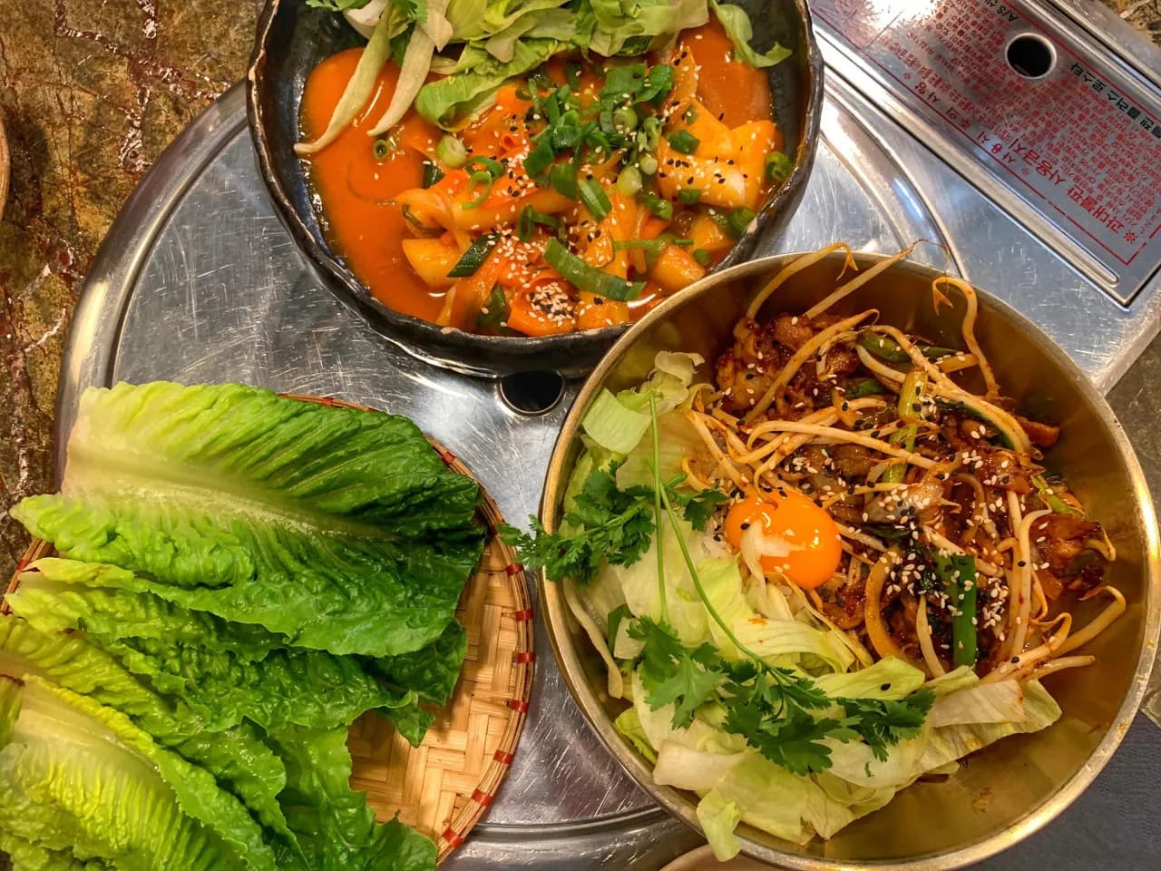 Najlepsze koreańskie grille w Warszawie - gdzie zjeść pysznie