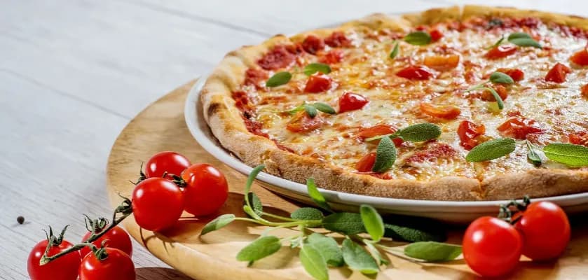 Kiedy jest dzień pizzy? Poznaj daty i tradycje w różnych krajach